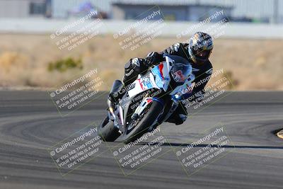 media/Dec-18-2022-SoCal Trackdays (Sun) [[8099a50955]]/Turn 4 (1pm)/